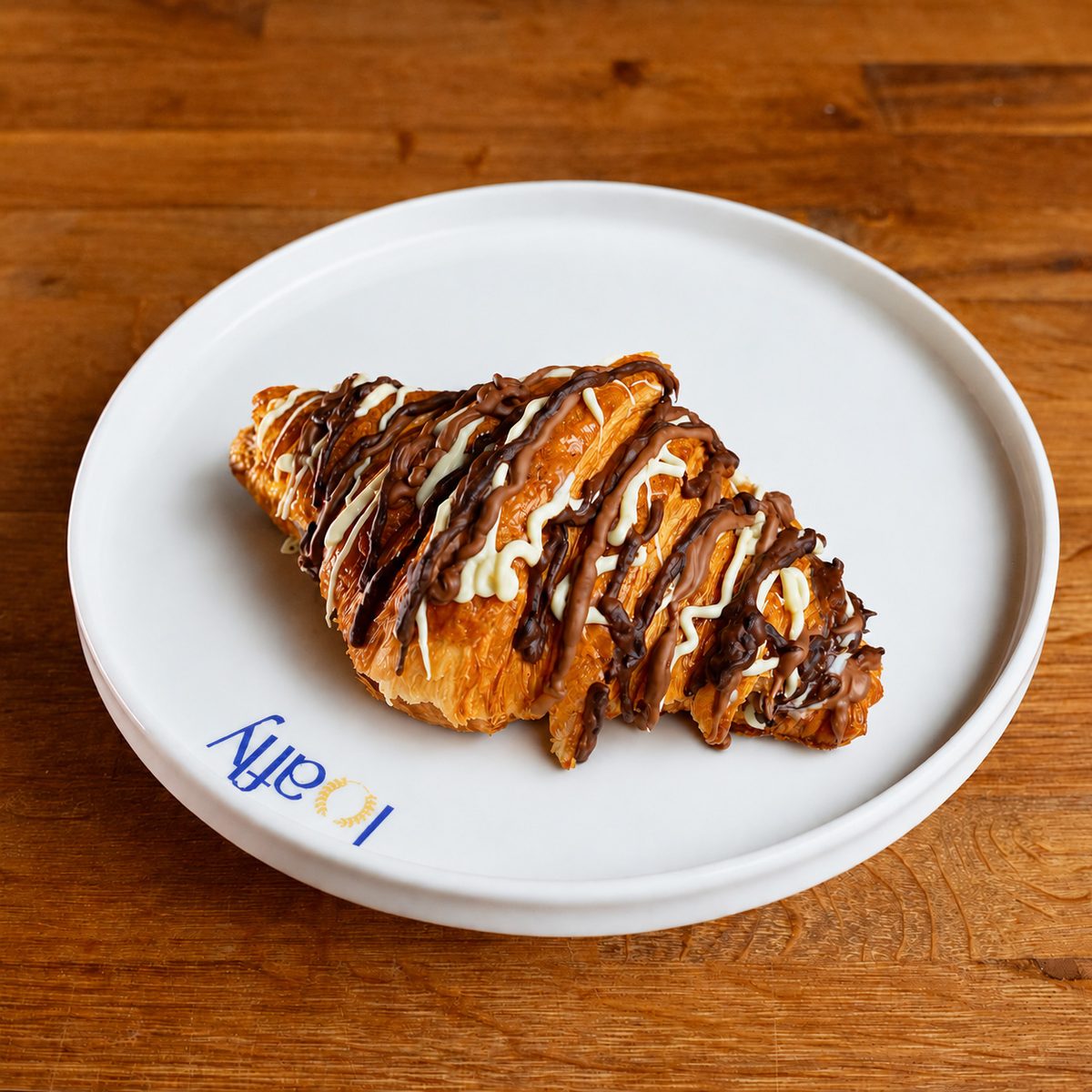 Nutella Kremalı Kruvasan